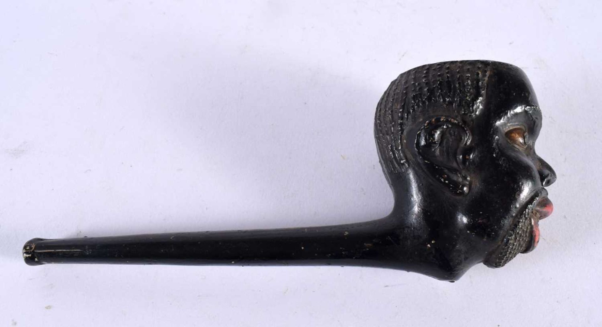 A RARE 19TH CENTURY PAINTED BLACKAMOOR NUBIAN CLAY PIPE. 128 grams. 18cm x 7cm. - Image 4 of 4