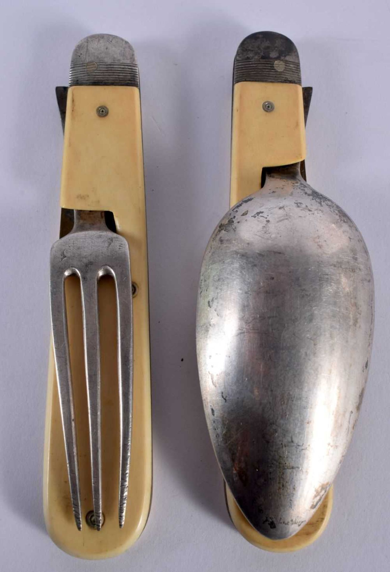 A SET OF OF EARLY VICTORIAN SILVER PLATED BONE CAMPAIGN CUTLERY. 166 grams. 20.5 cm x 4 cm - Image 2 of 3