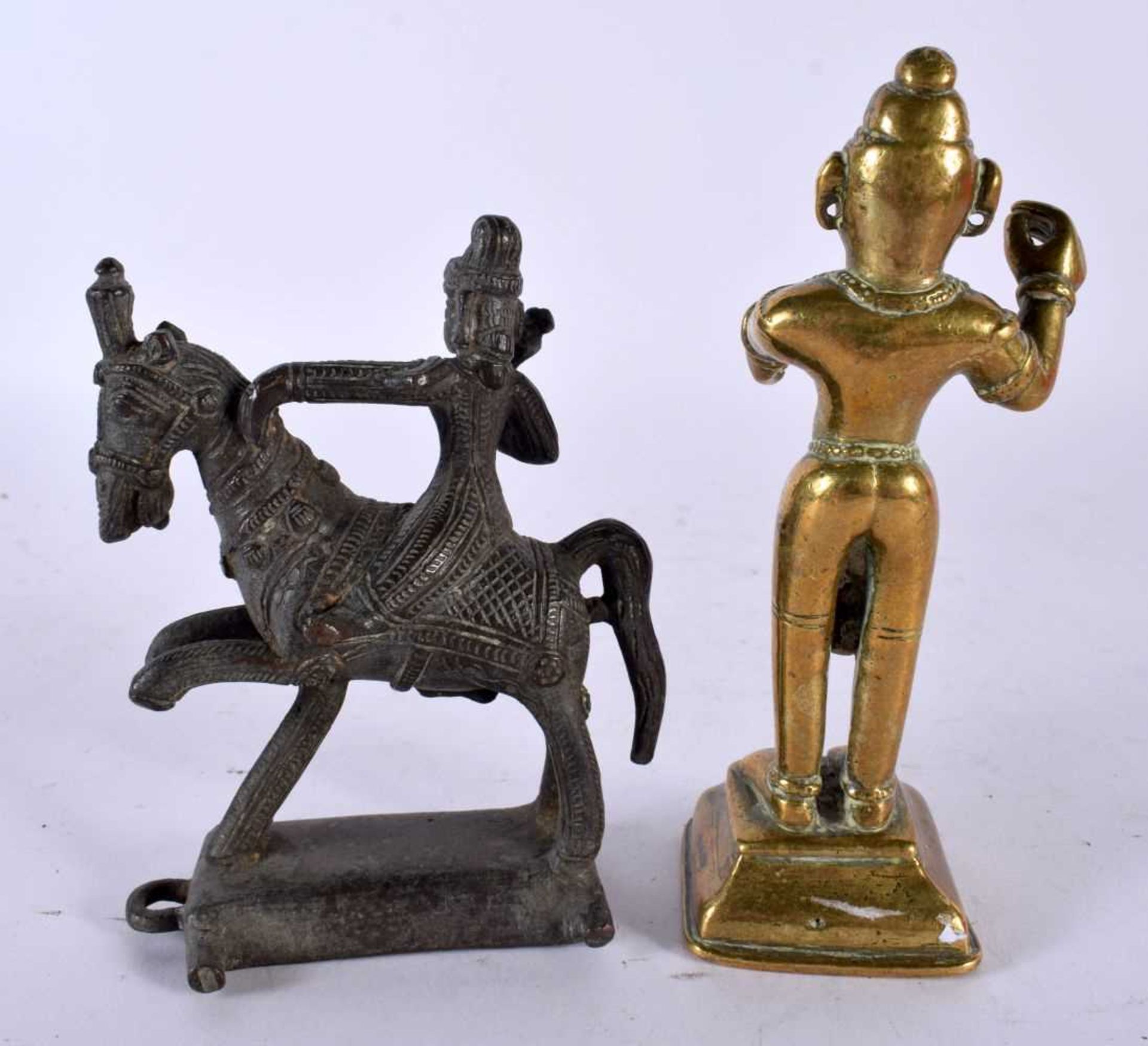 TWO 19TH CENTURY INDIAN BRONZE HINDU FIGURES together with a late 18th century Indian box. Largest - Image 5 of 6