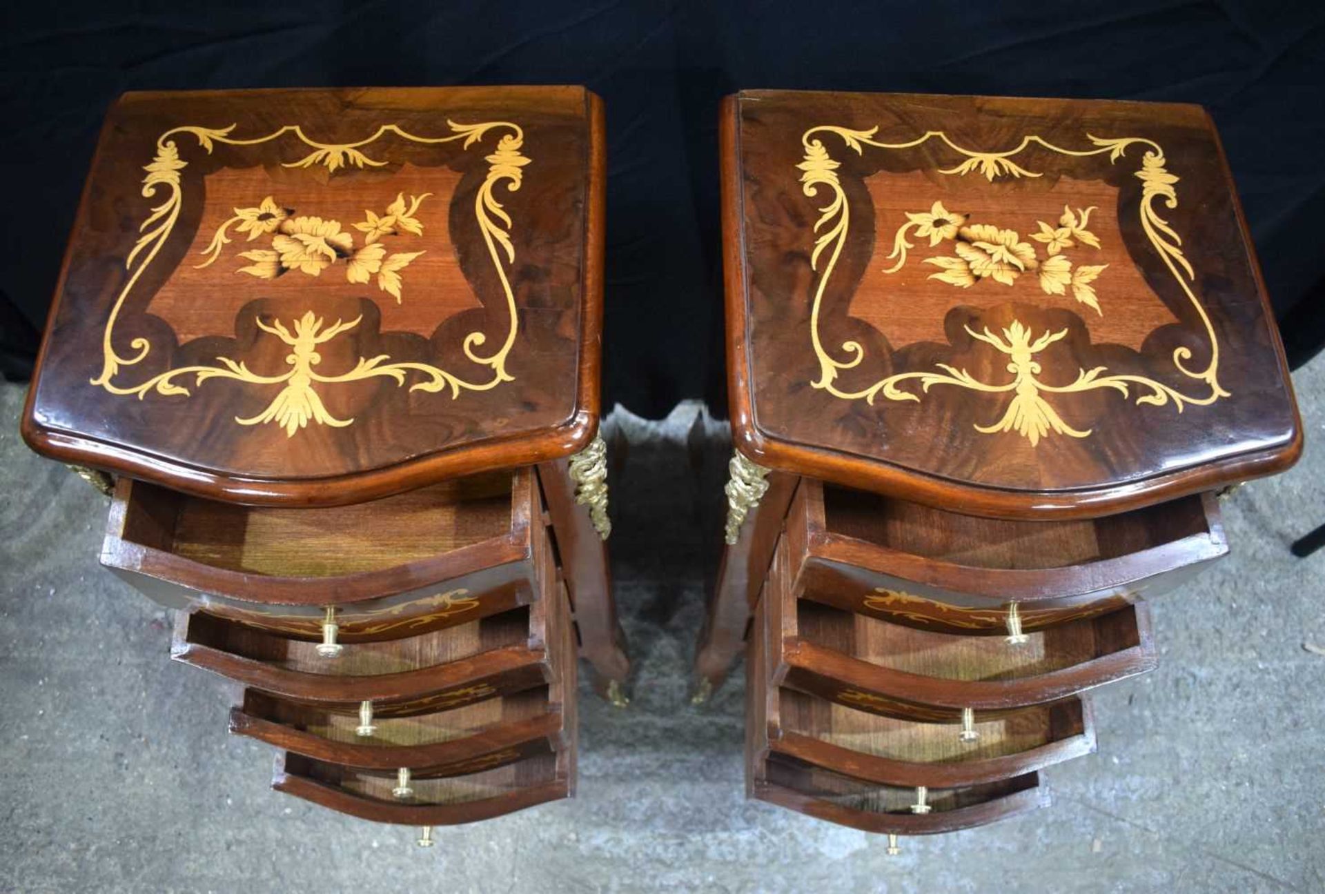 A pair of French style 4 drawer inlaid chests with gilt metal decoration 77 x 35 x 35 cm. (2). - Image 3 of 5