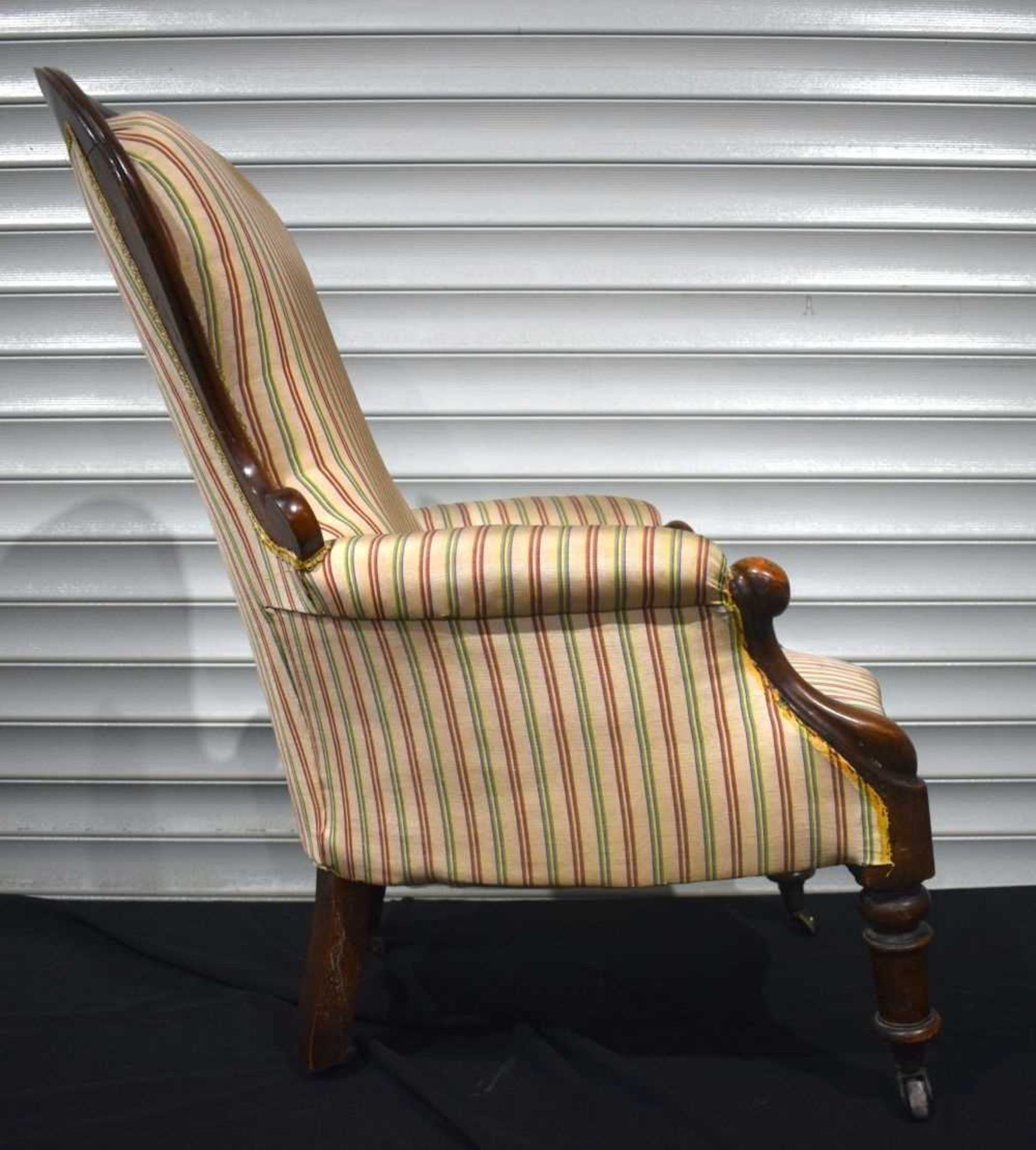 A Victorian upholstered parlour chair 103 x 70 cm. - Image 4 of 4