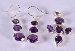 A PAIR OF SILVER MOUNTED GEMSTONE EARRINGS WITH A MATCHING PENDANT. Stamped 925, Pendant 4cm x 2.