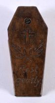 AN UNUSUAL TREEN COFFIN. 11cm x 5 cm.