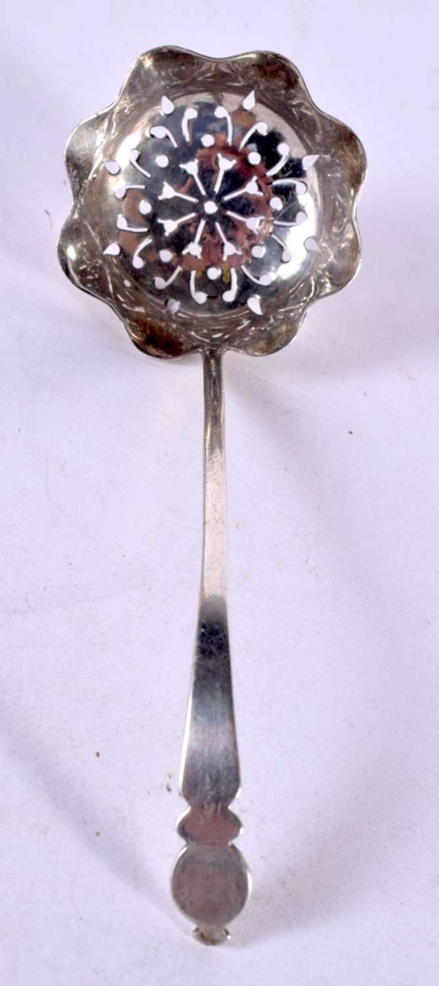 A VICTORIAN SILVER SIFTING SPOON. Birmingham 1892. 18 grams. 12.5 cm long.