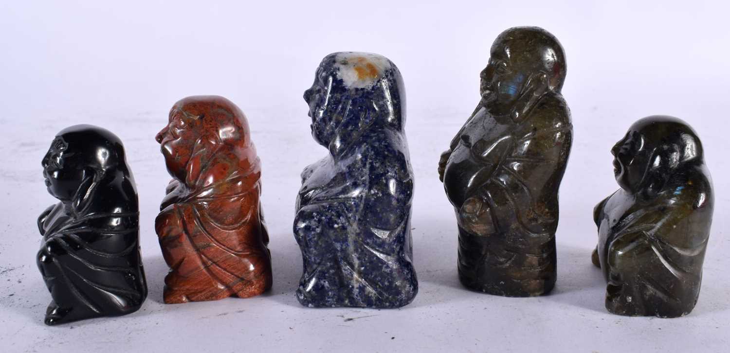 FIVE EARLY 20TH CENTURY CHINESE CARVED STONE FIGURES OF BUDDHAS Late Qing/Republic, including - Image 2 of 4