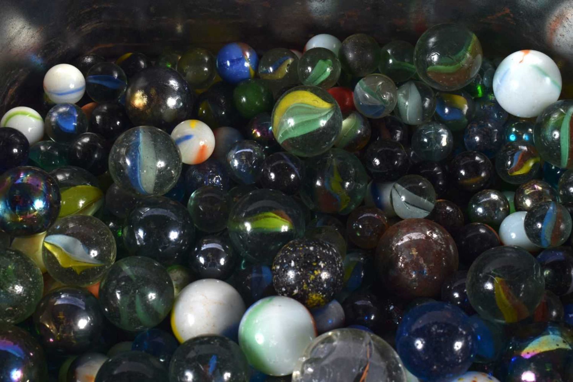 ASSORTED VINTAGE GLASS MARBLES. (qty) - Image 2 of 4