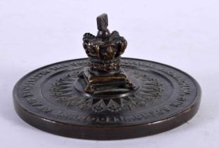 A RARE ANTIQUE BRONZE QUEENS HOSPITAL ACKNOWLEDGEMENT DESK PAPERWEIGHT inscribed to base Thomas