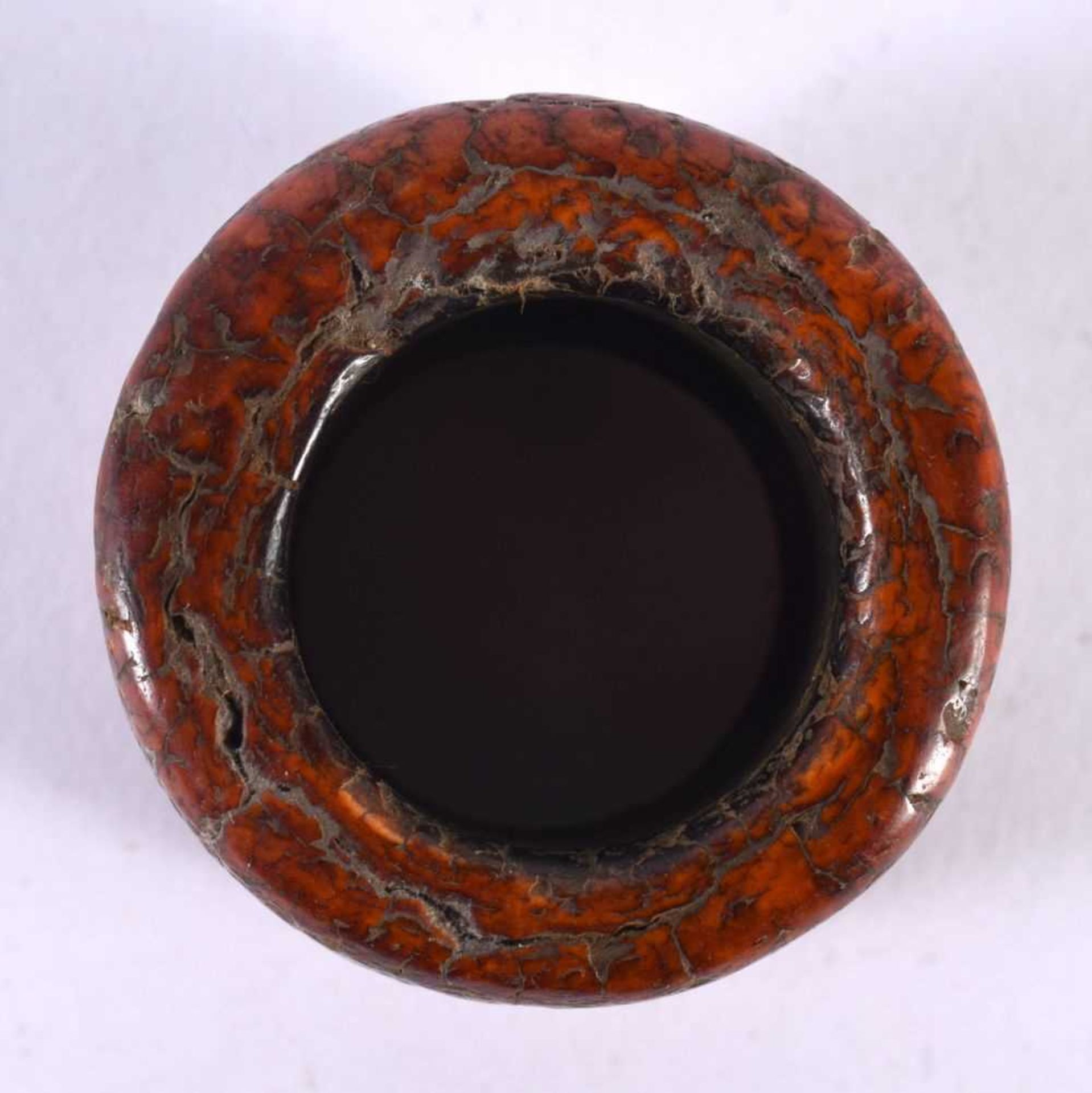 A CARVED HORN ARCHER'S RING. 3.7cm x 3cm, weight 34g - Image 3 of 4