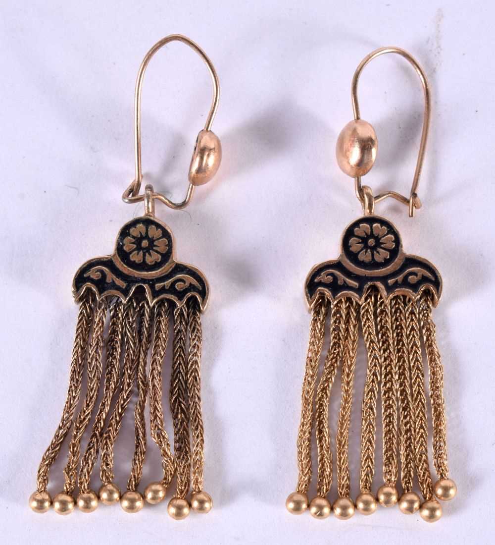 A PAIR OF VICTORIAN GOLD EARRINGS. 4.4cm x 2.8 cm, weight 4.4g