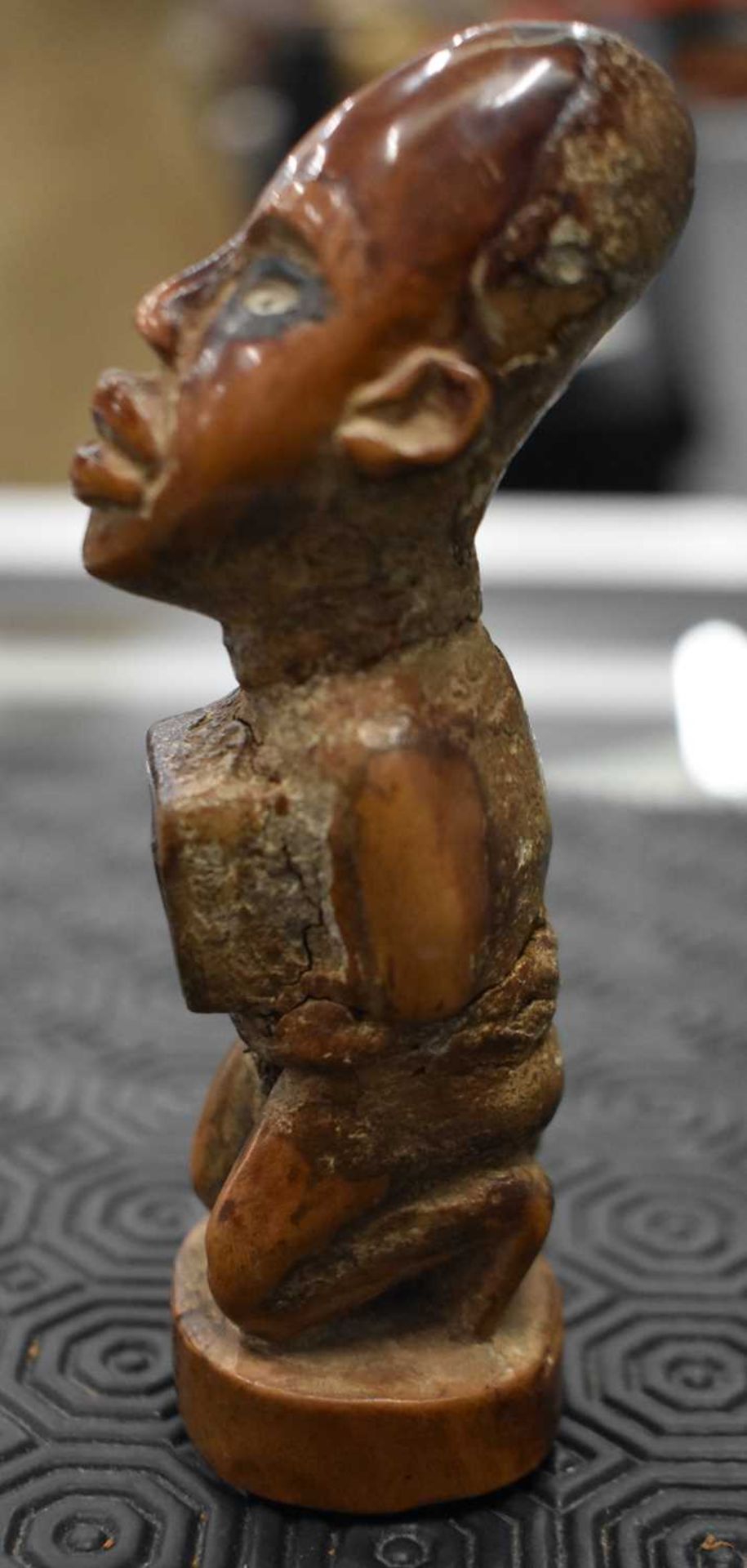 A TRIBAL NKISHI FETISH FIGURE KONGO - 13cm high. This figure has preserved the receptacle of magic - Image 7 of 12