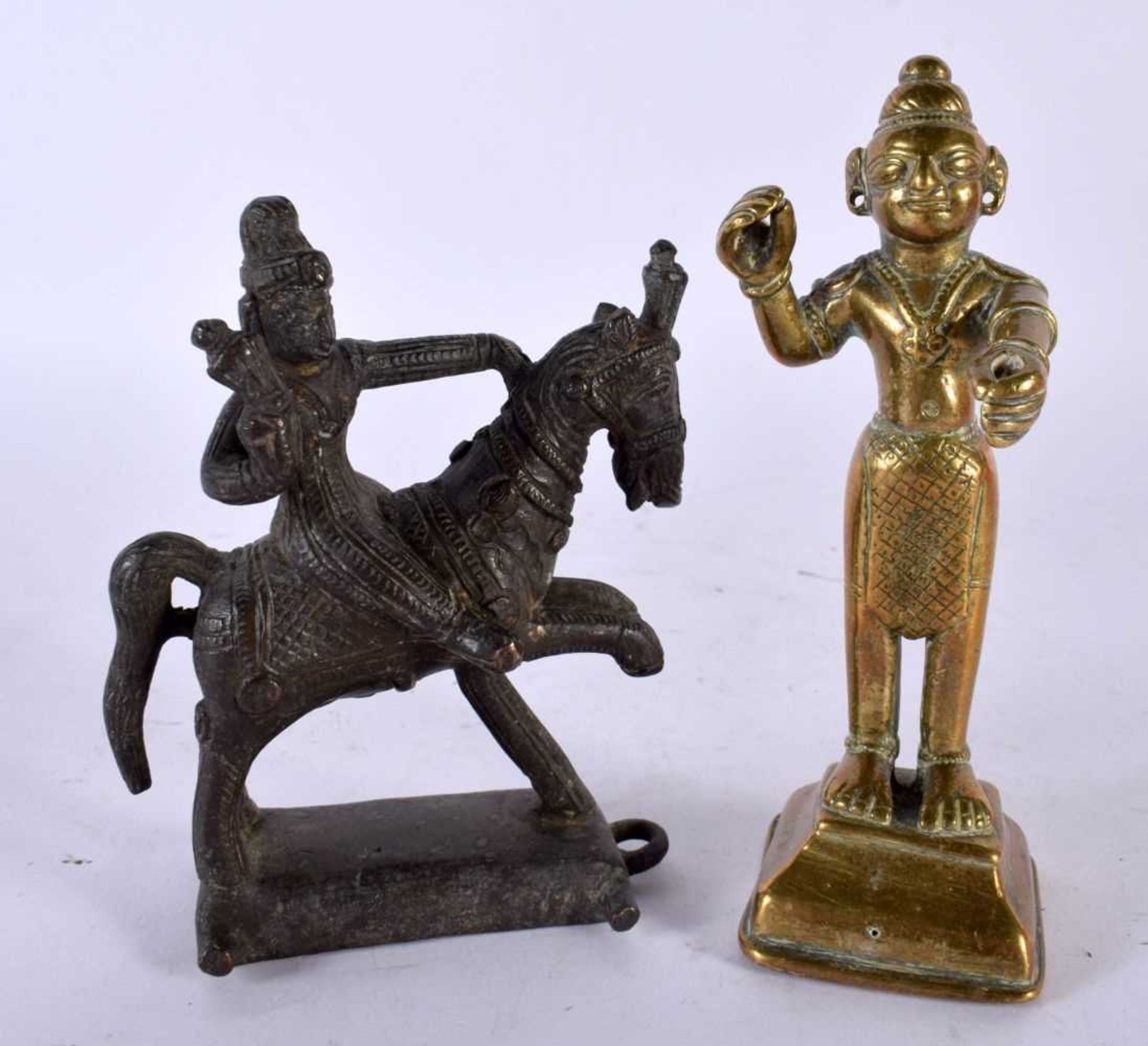 TWO 19TH CENTURY INDIAN BRONZE HINDU FIGURES together with a late 18th century Indian box. Largest - Image 4 of 6