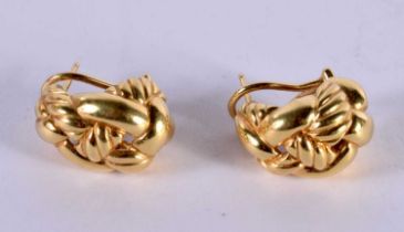 A PAIR OF 18CT GOLD HUGGIE EARRINGS. Stamped 750, 3.5cm x 2.8 cm, total weight 11.5g