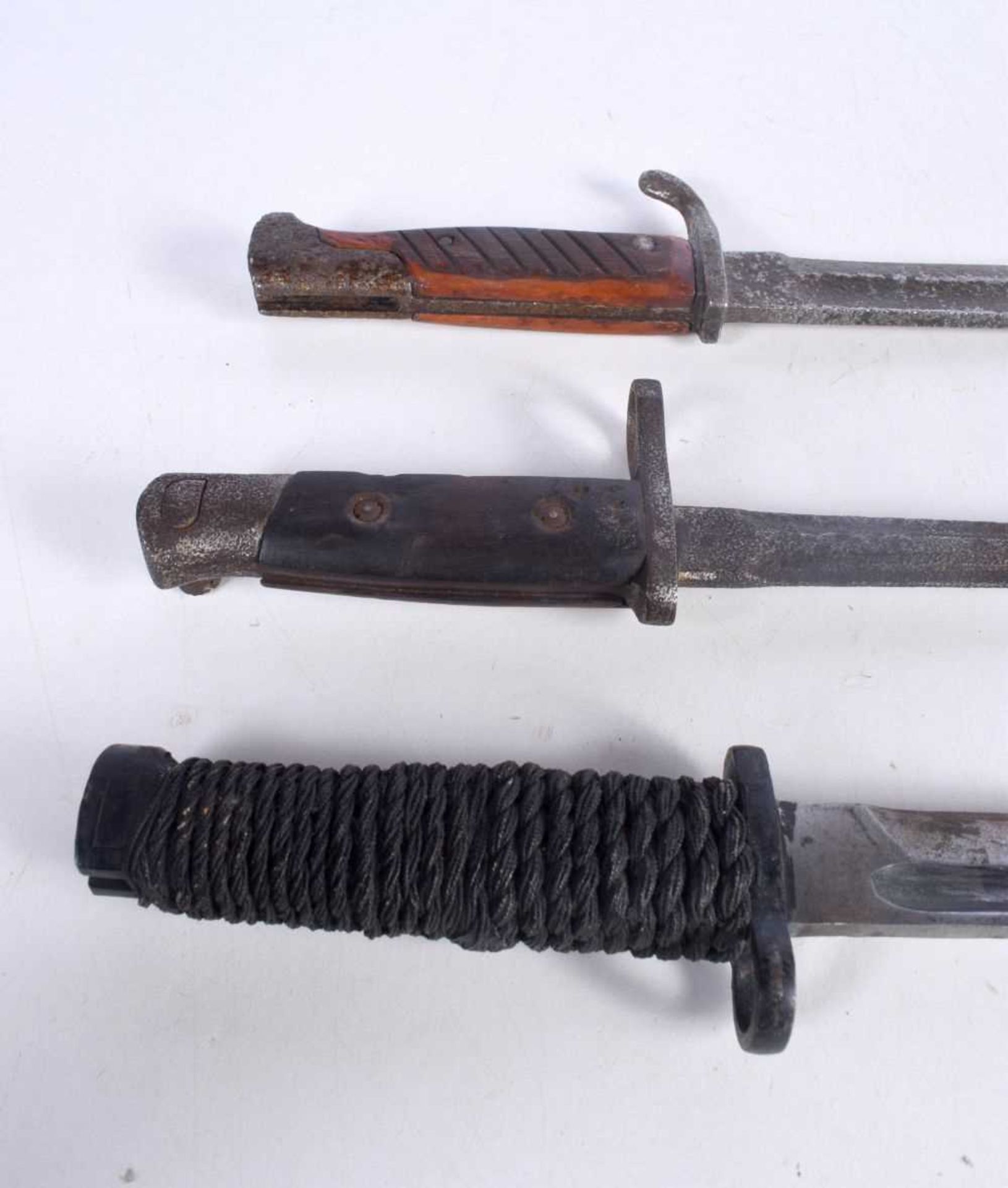 A collection of Military bayonets including one German bayonet 57 cm.(3). - Image 6 of 7