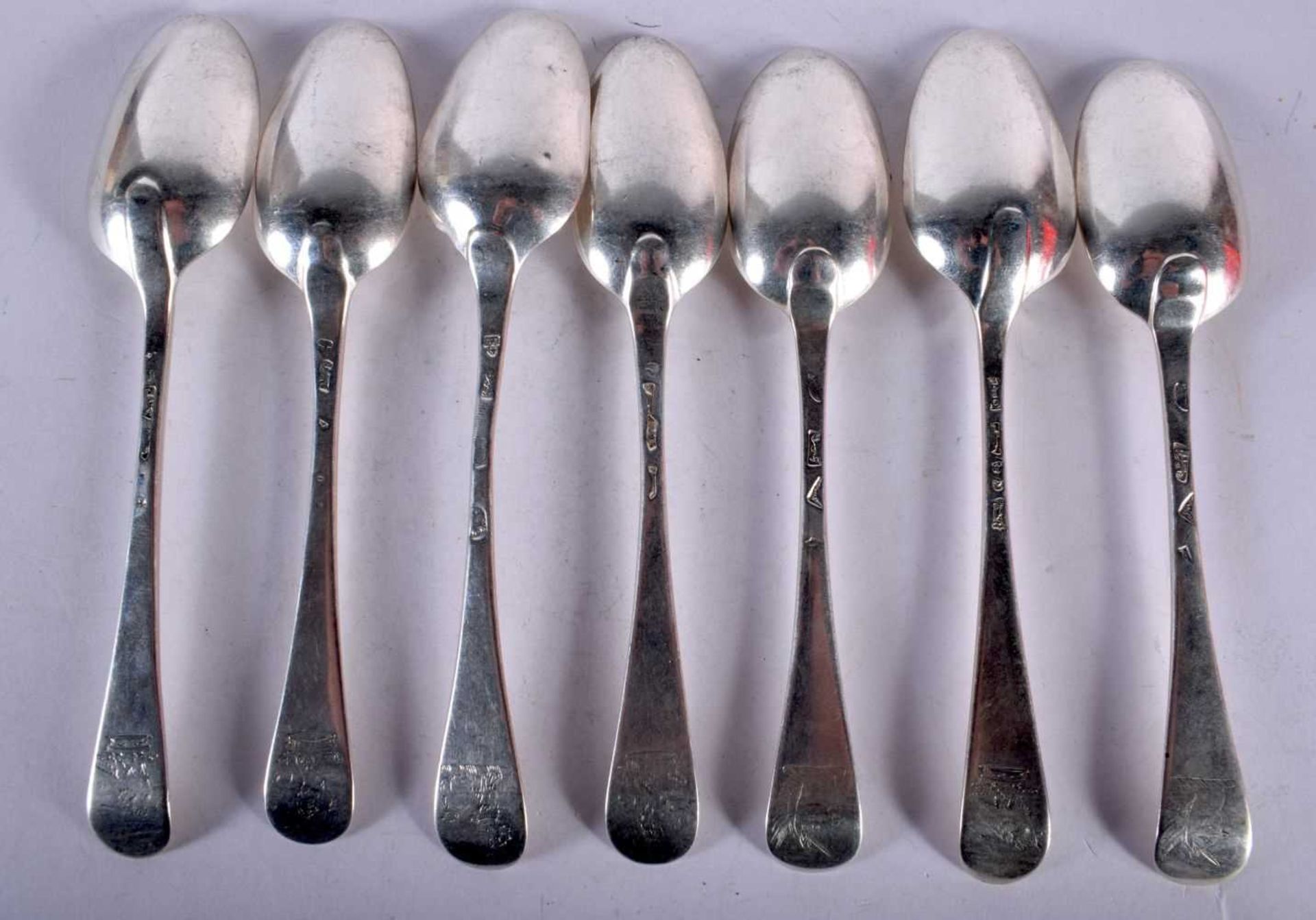 Seven Silver Table Spoons. Hallmarked London, 16cm x 3cm, total weight 238g (7). Good Condition - Image 4 of 4