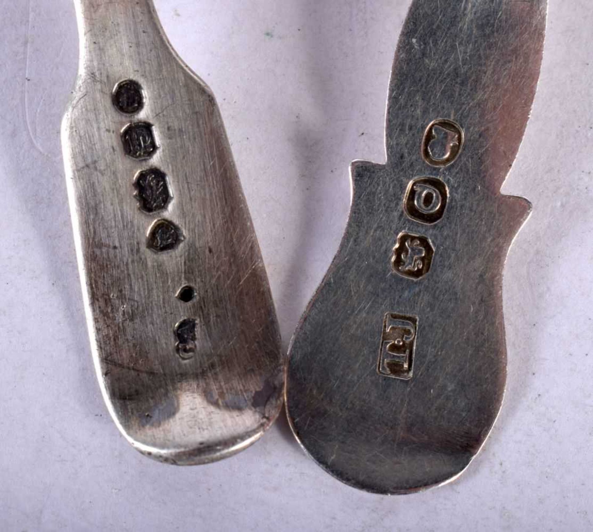Four Silver Caddy Spoons, Hallmarks include London 1855, total weight 60g (4). Good Condition - Image 2 of 5