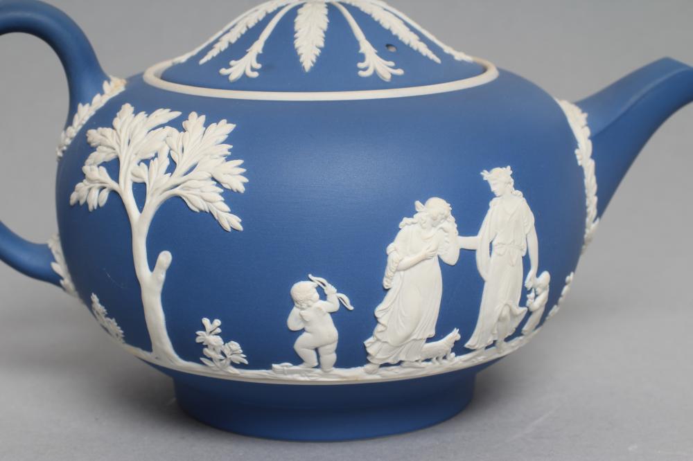 A WEDGWOOD BLUE JASPER TEAPOT AND COVER, modern, with classical figure sprigging, together with a - Image 7 of 10