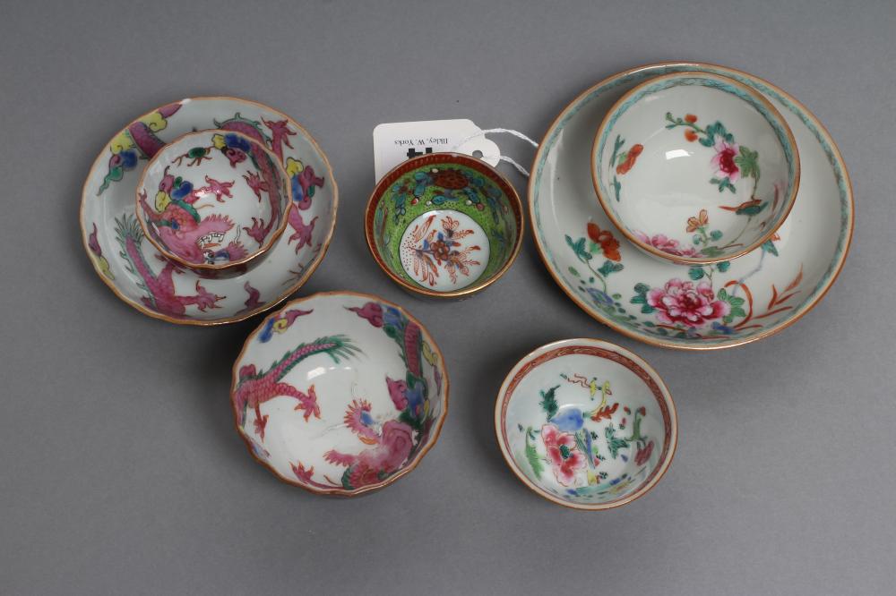 A COLLECTION OF BATAVIAN FAMILLE ROSE PORCELAIN, comprising a teabowl and saucer painted with a