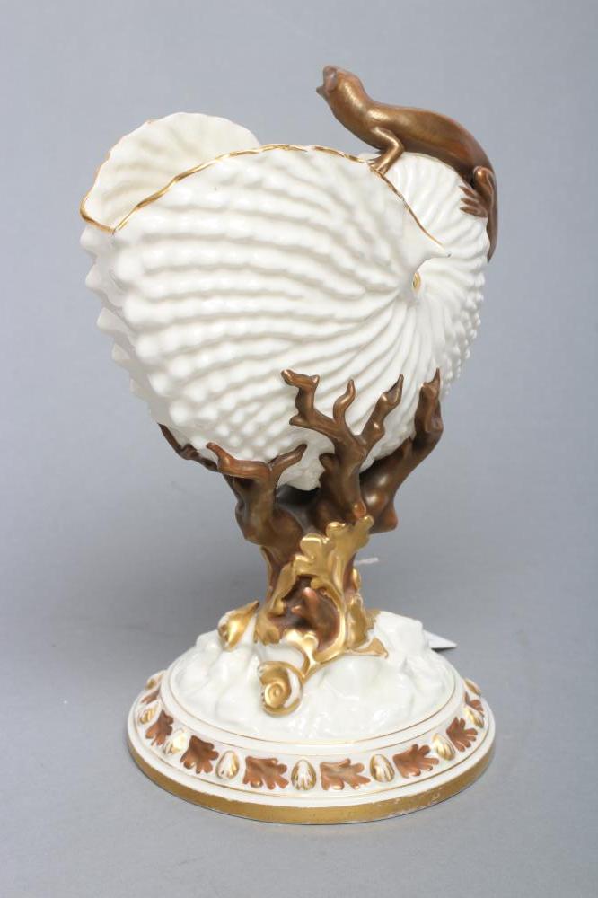 A LATE VICTORIAN ROYAL WORCESTER NAUTILUS VASE surmounted by a lizard, raised upon a bronzed and - Image 3 of 6