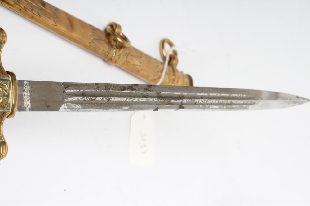 A GERMAN THIRD REICH NAVAL OFFICER'S DAGGER, the 10" twin fullered blade etched with ships and an - Bild 4 aus 13