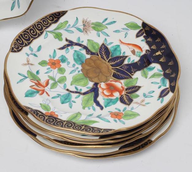 A STAFFORDSHIRE EARTHENWARE DESSERT SERVICE, early 19th century, printed in underglaze blue and - Image 3 of 4