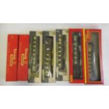 Seven Pullman coaches by Triang, Hornby and Wrenn, all items boxed, F-E (Est. plus 21% premium