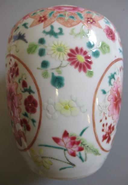 A CHINESE PORCELAIN FAMILLE ROSE JAR of ovoid form painted with roundels of peonies on a scattered - Image 9 of 13