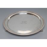 A SALVER, maker Elkington & Co., Birmingham 1919, of plain dished circular form with reeded rim,
