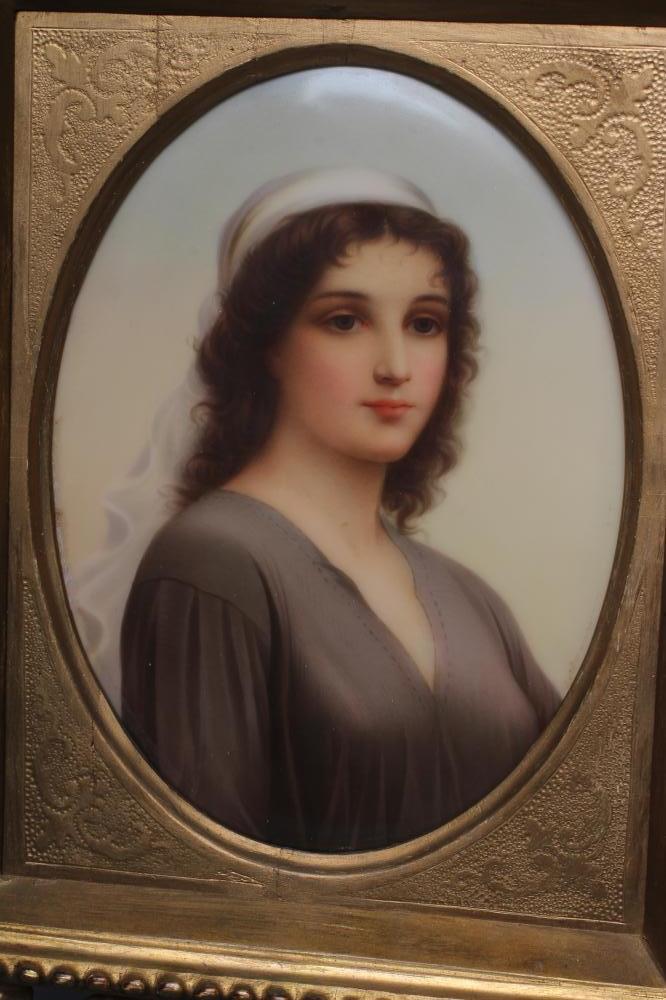 AN AUSTRIAN PORCELAIN OVAL PLAQUE, late 19th century, painted in polychrome enamels with a bust - Image 2 of 4
