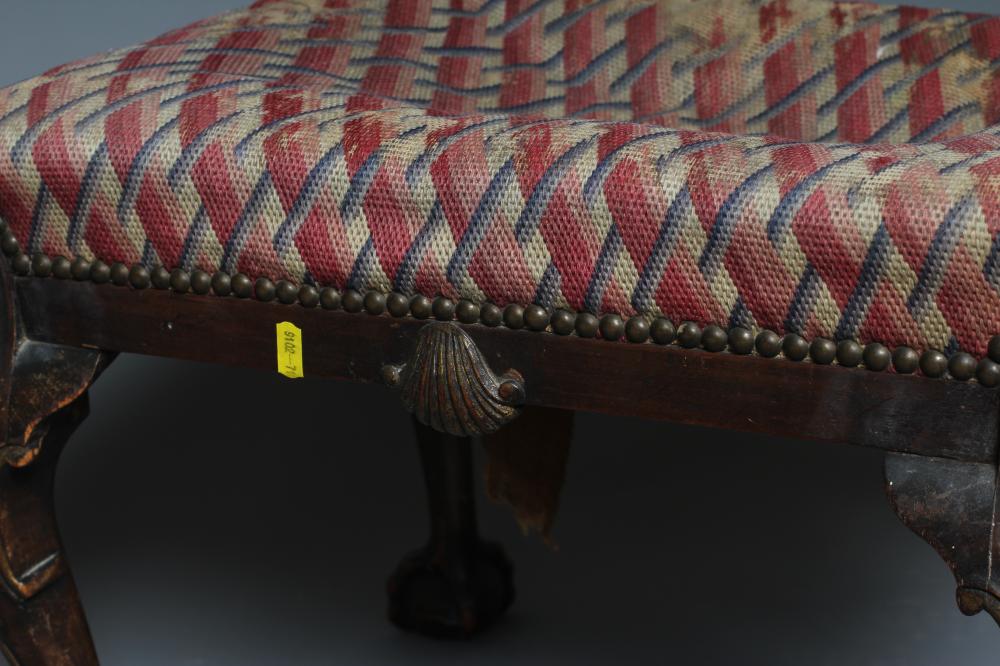 A MAHOGANY AND PARCEL GILT DRESSING STOOL of mid Georgian design, 19th century, the oblong seat - Image 3 of 10