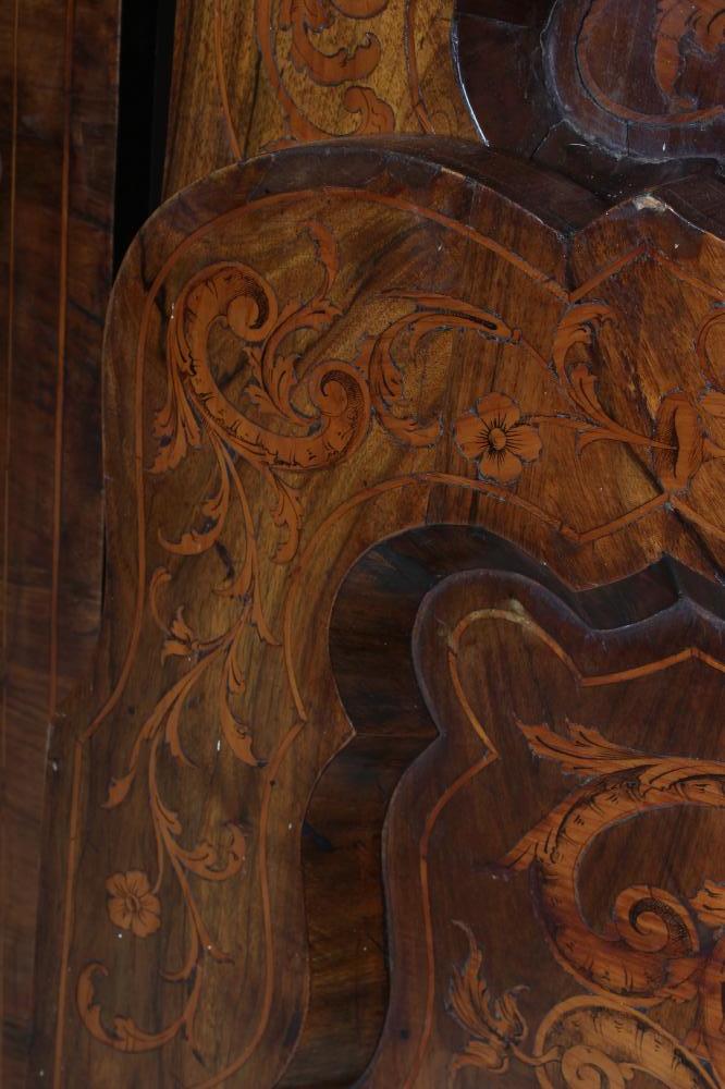 A DUTCH WALNUT AND FLORAL MARQUETRY SINGLE BEDSTEAD, 19th century, the arched wavy panelled head and - Image 5 of 5