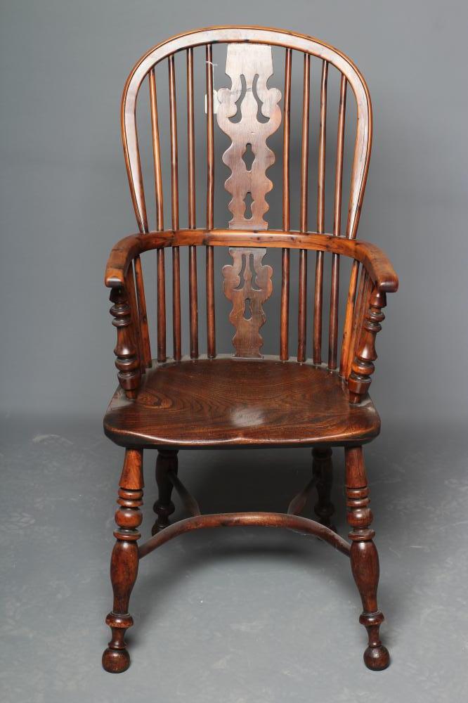 A YORKSHIRE YEW HIGH BACK WINDSOR ARMCHAIR, late 19th century, the hooped back with shaped and - Image 2 of 6