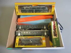 H.O. scale Fleischmann Swiss electric locomotive, five S.B.B.-F.F.S. coaches by Fleischmann and