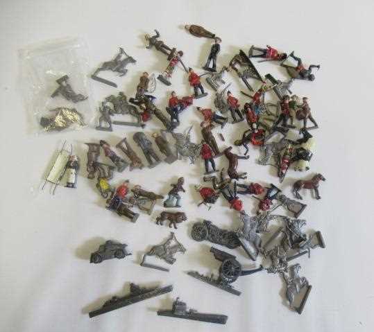 Unboxed lead soldiers and cowboys, most items have paint loss, some minor damage, F-P (Est. plus 24%
