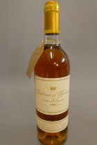 1 bottle Chateau Yquem, 1993, Sur-Saluces, sauternes (Est. plus 24% premium inc. VAT) Condition