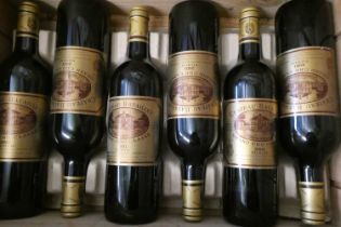 6 bottles Chateau Batailley, 2001, Pauillac, grand cru classe Condition Report: Good condition,
