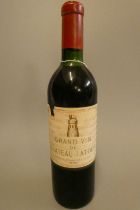1 bottle Grand Vin de Chateau Latour, 1970, premier grand cru classe (Est. plus 24% premium inc.