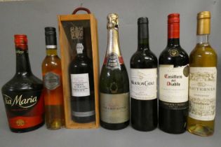 7 bottles of mixed alcohol, comprising 1 2014 Mouton Cadet, 1 2015 Casillero del Diablo, 1 500cl