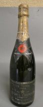 1 bottle Moet & Chandon, 1982, Dry Imperial champagne (Est. plus 24% premium inc. VAT) Condition