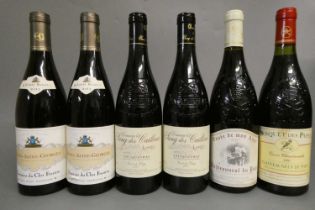 6 bottles of French red, comprising 2 2001 Vacqueyras Domaine le Sang des Cailloux, 2 2011 Nuits-