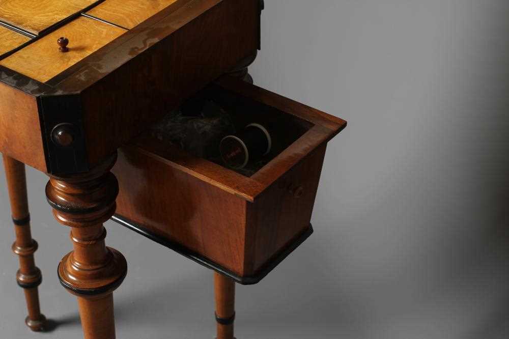 A VICTORIAN WALNUT AND MAPLE SEWING TABLE of canted oblong form with ebony trim, the hinged lid - Image 4 of 4