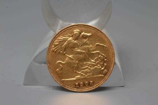 AN EDWARD VII HALF SOVEREIGN, 1903, 4g (Est. plus 20% premium)