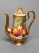 A ROYAL WORCESTER CHINA CABINET COFFEE POT AND COVER, 1922, of baluster form, painted in colours