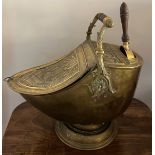 Edwardian brass coal helmet together with a copper jardinière 24cm h.