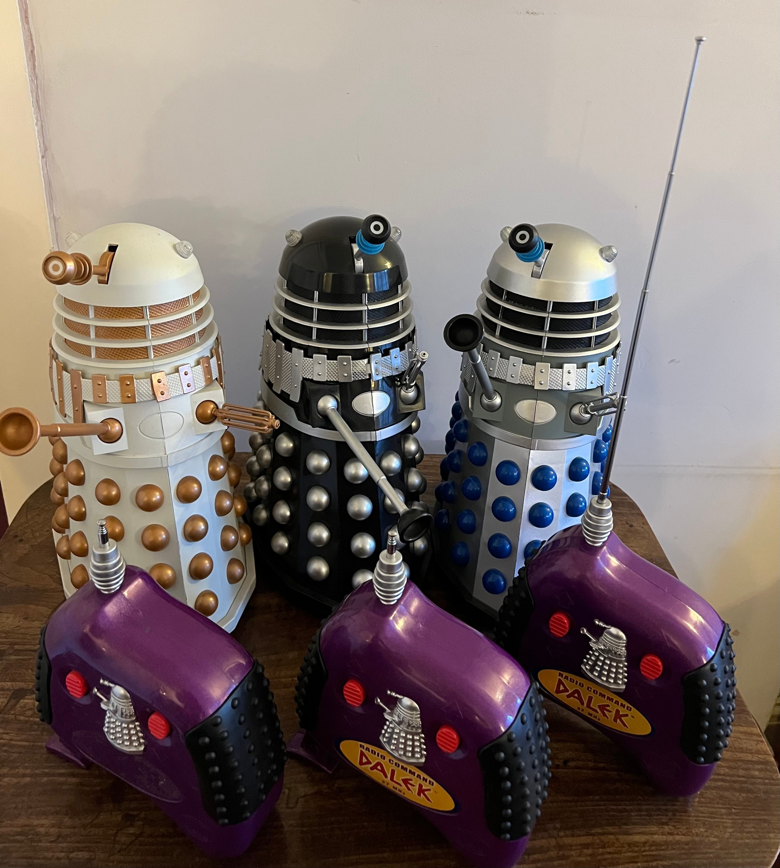 Three product Enterprise battery operated Daleks 31cm h together with three radio commands. - Image 3 of 4