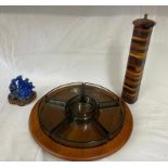 A miscellaneous lot to include a Lapis Lazuli carved oriental figure on wooden base, a good quality