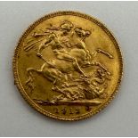 A George V 1913 full sovereign. 8gm.