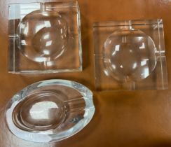 Three good quality vintage glass ashtrays, to include one with label for Habanos. Two square