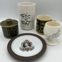 Hornsea pottery to include mug, ‘This ‘n That’ jar, The Queen’s Silver Jubilee plate, Heirloom jam