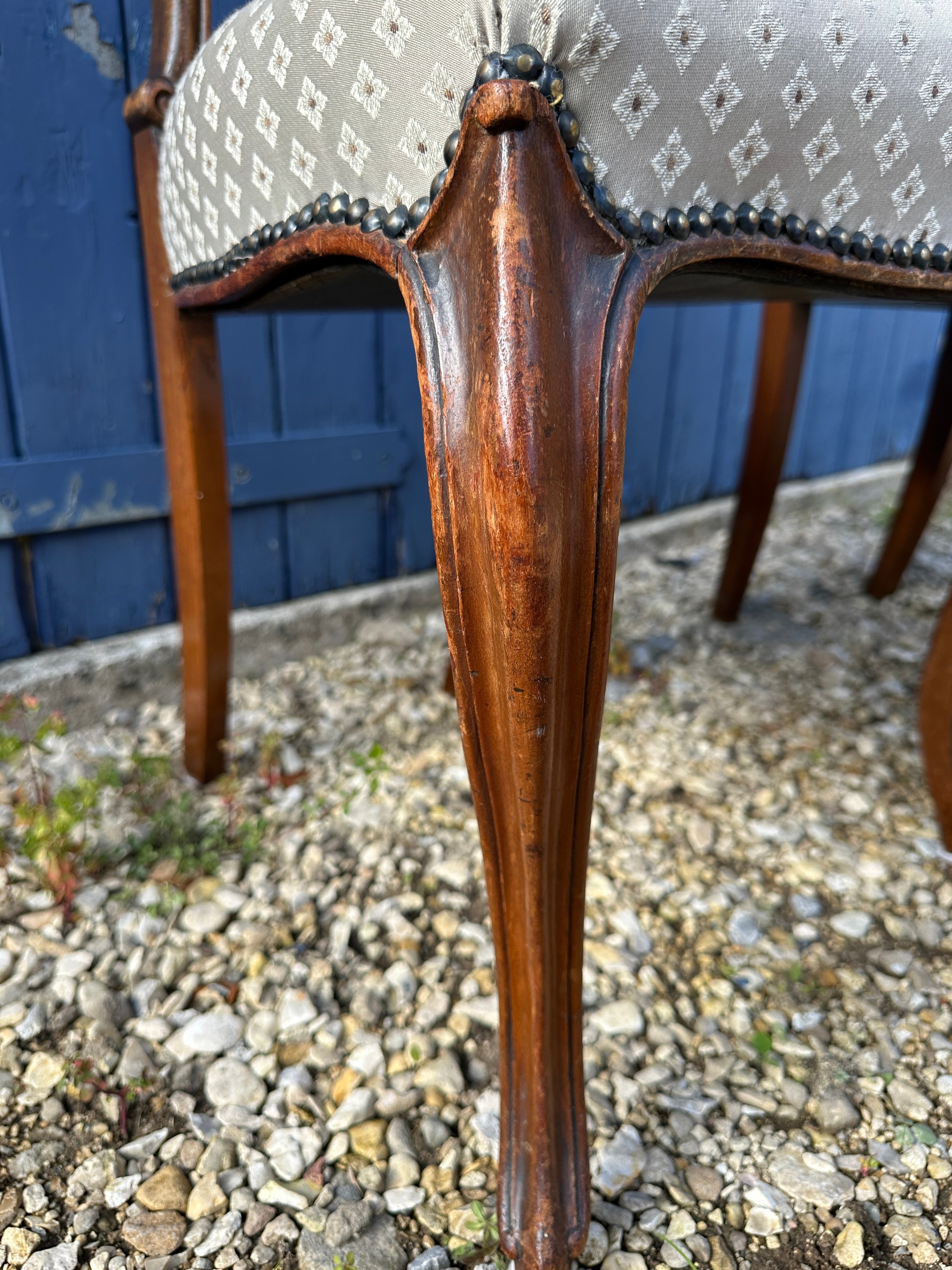 Pair of Victorian mahogany balloon back dining chairs 84cm h approx 46cm to seat. - Image 6 of 6