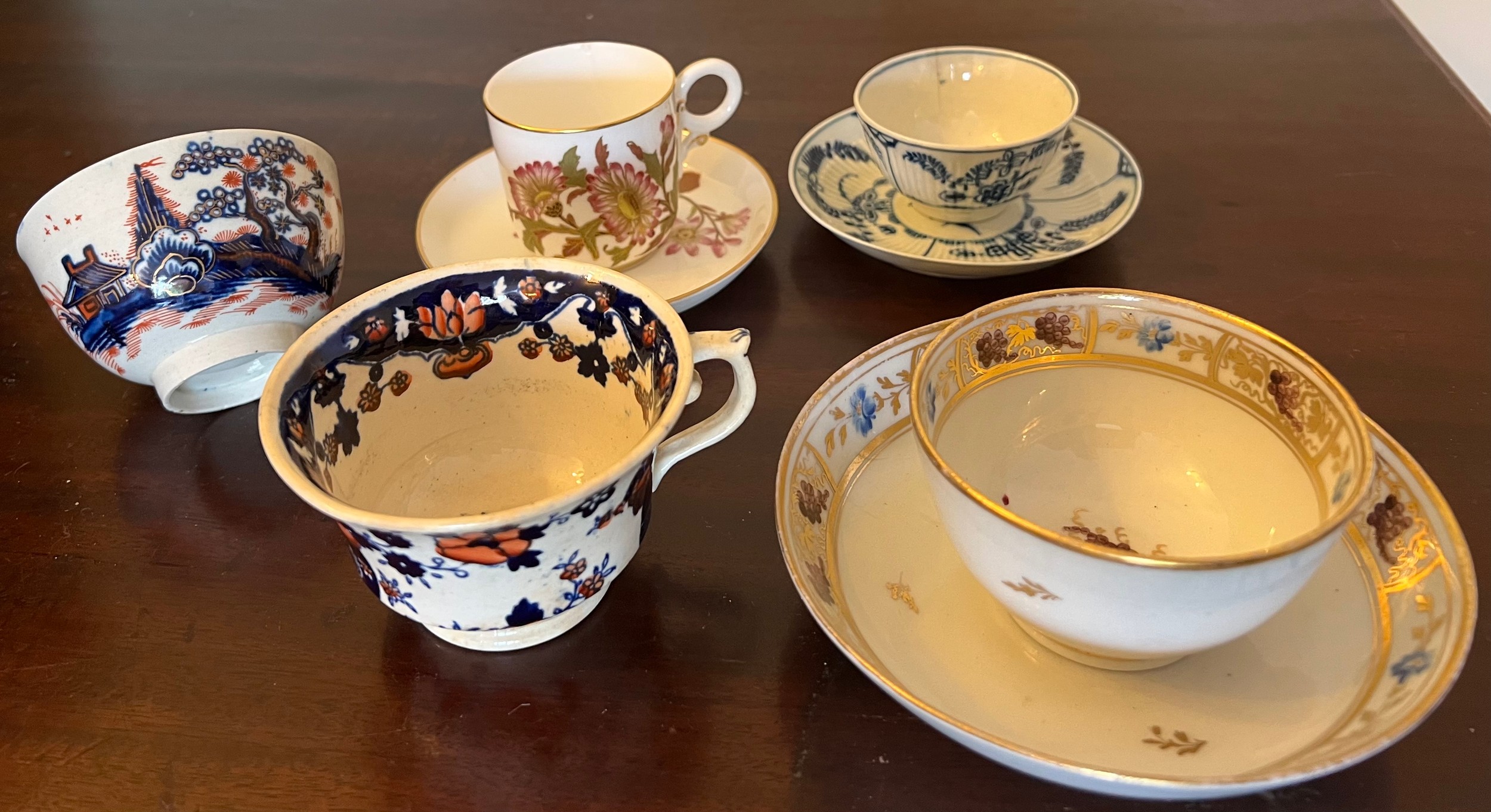 A collection of 18thC and 19thC cups, saucers, plates, jug etc. Various factories to include Bloor - Image 5 of 5